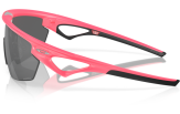 Päikeseprillid OAKLEY Sphaera Matte Neon Pink Prizm Black