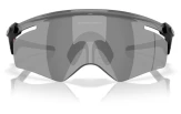 Päikeseprillid OAKLEY QTMN Kato Matte Black Prizm Black