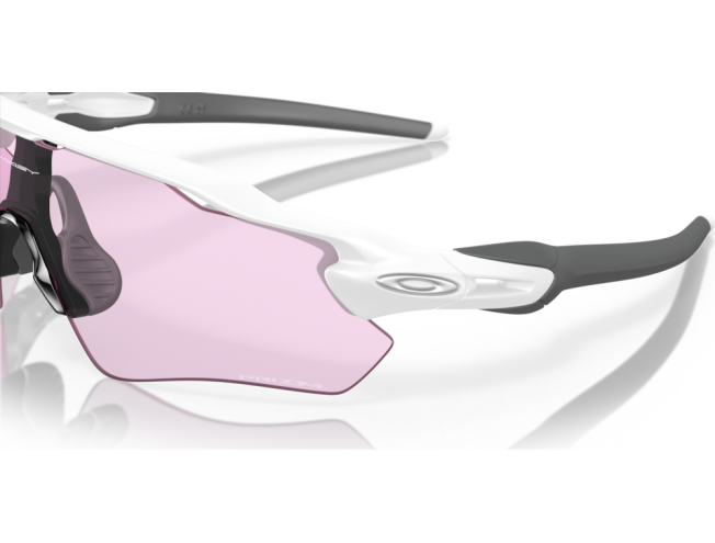 OAKLEY Radar EV Path Matte White Prizm Low Light