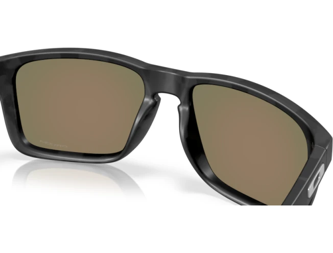 Päikeseprillid OAKLEY Holbrook XXL Matte Black Camo Prizm Ruby