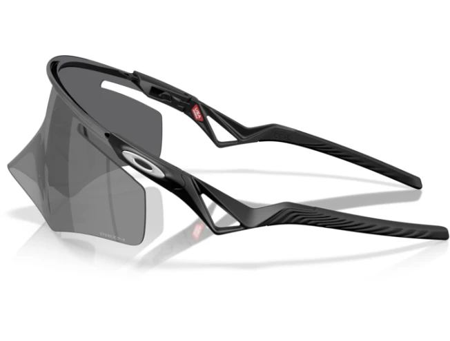 Päikeseprillid OAKLEY QTMN Kato Matte Black Prizm Black